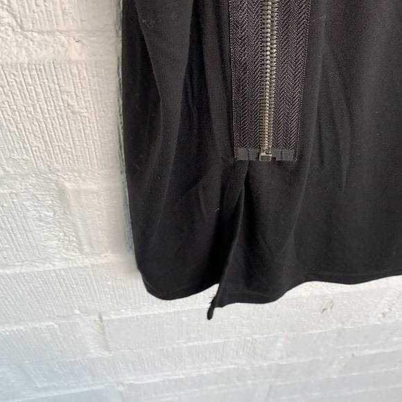 Diane von Furstenberg DVF Zipper Tee Shirt Stretch Blouse sz S - Picture 6 of 9